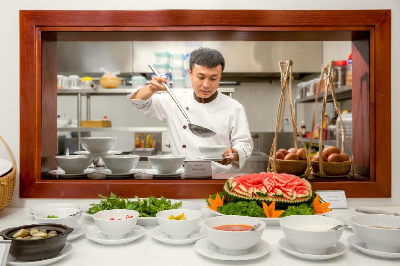 Menora Grand Khách sạn