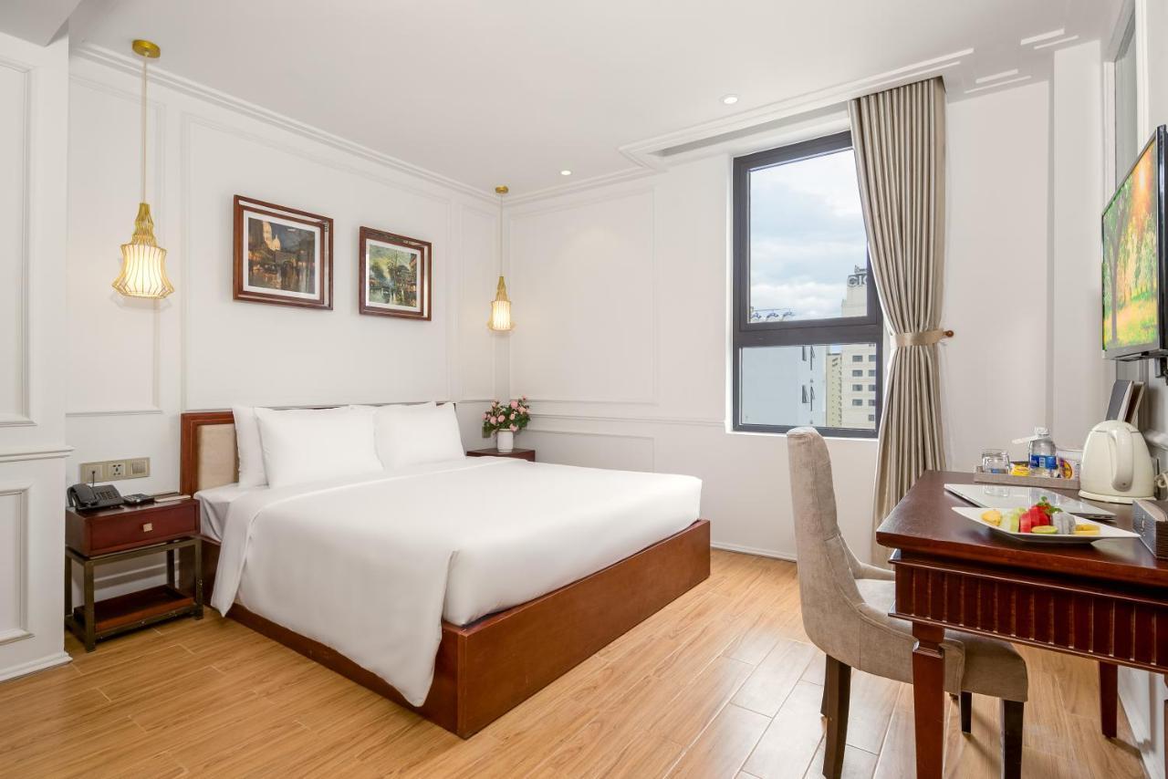 Menora Grand Khách sạn 4*