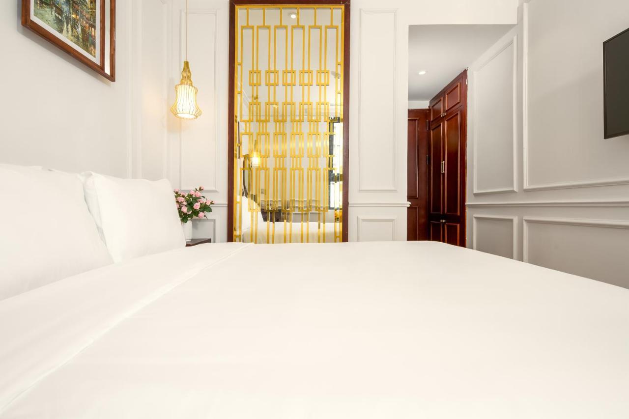 Khách sạn Menora Grand