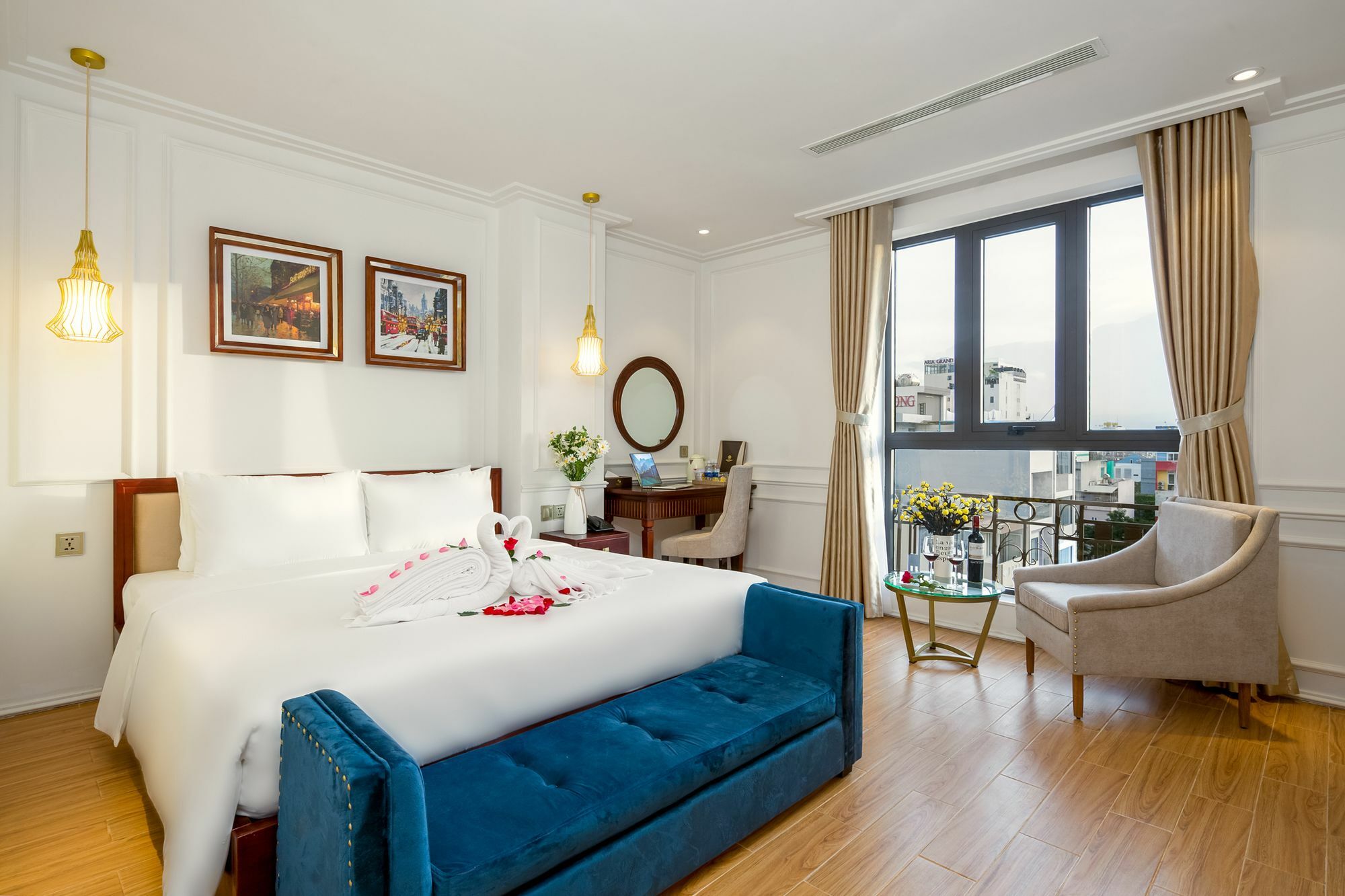 Khách sạn Menora Grand Đà Nẵng