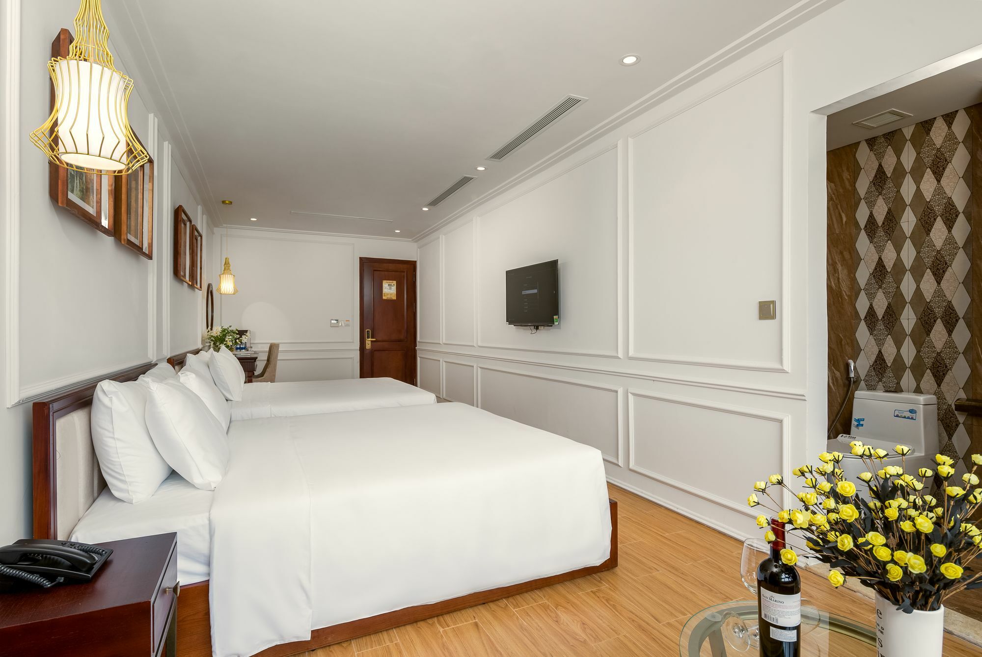 Khách sạn Menora Grand 4*