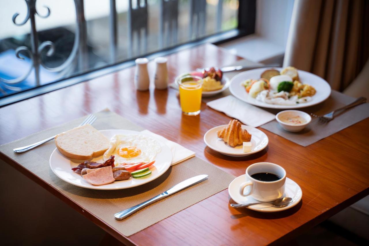 Menora Grand Hotel